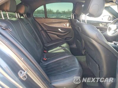 Zdjęcie 10 z 13 samochodu: 2019 MERCEDES-BENZ E 300 VIN:WDDZF4JB7KA523144 - miniatura