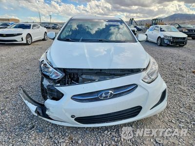 Piąte zdjęcie samochodu w środku: 2015 HYUNDAI ACCENT GLS VIN:KMHCT4AE0FU922030 - miniatura