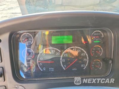 Zdjęcie 9 z 13 samochodu: 2018 FREIGHTLINER BUSINESS CLASS M2 BOX TRUCK VIN:1FVACWFB8JHJP2632 - miniatura