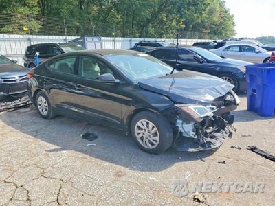 Czwarte zdjęcie samochodu z boku: 2020 HYUNDAI ELANTRA SE VIN:5NPD74LF4LH611032 - miniatura