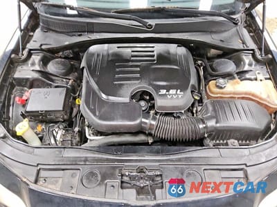Zdjęcie 11 z 12 samochodu: 2013 CHRYSLER 300 VIN:2C3CCAAG7DH507859 - miniatura