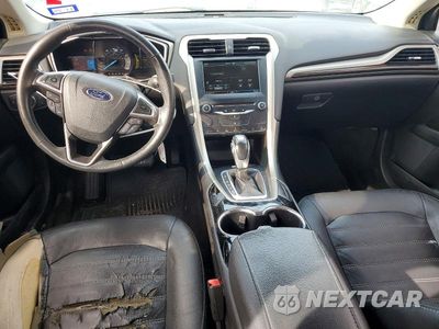 Zdjęcie 8 z 12 samochodu: 2014 FORD FUSION SE VIN:3FA6P0HD7ER377323 - miniatura