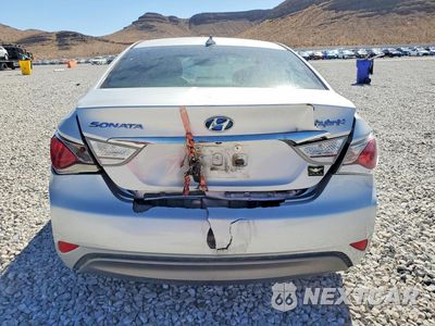 Zdjęcie 6 z 12 samochodu: 2015 HYUNDAI SONATA HYBRID BASE VIN:KMHEC4A41FA133385 - miniatura