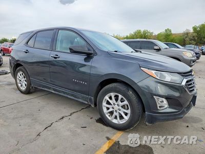 Czwarte zdjęcie samochodu z boku: 2018 CHEVROLET EQUINOX LS VIN:3GNAXHEV9JL102525 - miniatura
