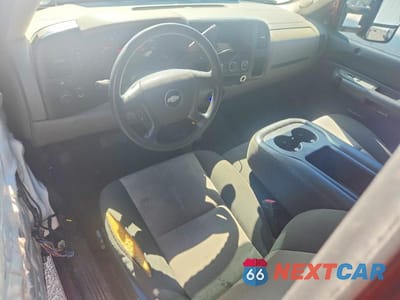Zdjęcie 8 z 12 samochodu: 2009 CHEVROLET SILVERADO K1500 VIN:1GCEK19C69Z234686 - miniatura
