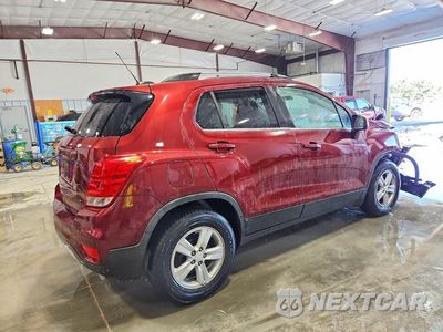 Trzecie zdjęcie samochodu z tyłu: 2017 CHEVROLET TRAX 1LT VIN:3GNCJLSB7HL141311 - miniatura