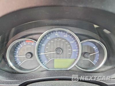 Zdjęcie 9 z 13 samochodu: 2014 TOYOTA COROLLA LE VIN:5YFBURHE1EP072047 - miniatura