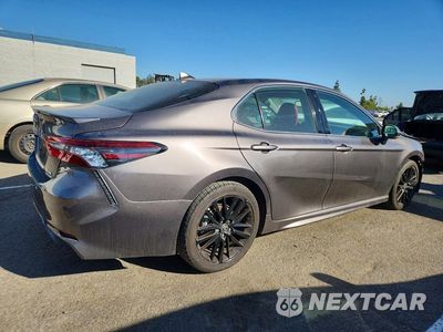 Trzecie zdjęcie samochodu z tyłu: 2024 TOYOTA CAMRY XSE VIN:4T1K31AK1RU621092 - miniatura