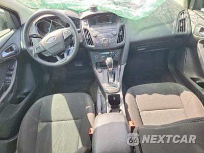 Zdjęcie 8 z 12 samochodu: 2018 FORD FOCUS SE VIN:1FADP3FE1JL309919 - miniatura