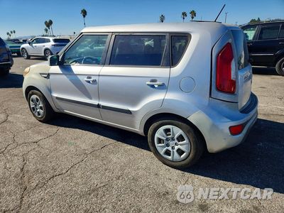 Drugie zdjęcie samochodu z przodu: 2012 KIA SOUL BASE VIN:KNDJT2A50C7449871 - miniatura