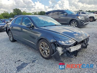 Czwarte zdjęcie samochodu z boku: 2023 HYUNDAI SONATA SEL VIN:KMHL64JA9PA281290 - miniatura