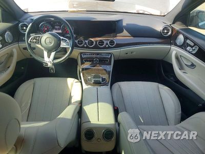 Zdjęcie 8 z 14 samochodu: 2019 MERCEDES-BENZ E 300 VIN:WDDZF4JB2KA673453 - miniatura