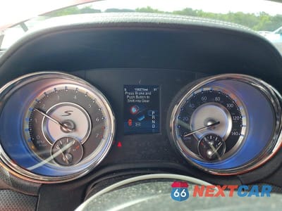Zdjęcie 9 z 12 samochodu: 2013 CHRYSLER 300 S VIN:2C3CCABG5DH708111 - miniatura