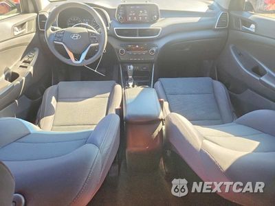 Zdjęcie 8 z 12 samochodu: 2019 HYUNDAI TUCSON SE VIN:KM8J23A45KU931232 - miniatura