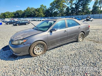 2006 TOYOTA CAMRY LE JTDBE32K163064923 - główne zdjęcie licytacji z USA - miniatura