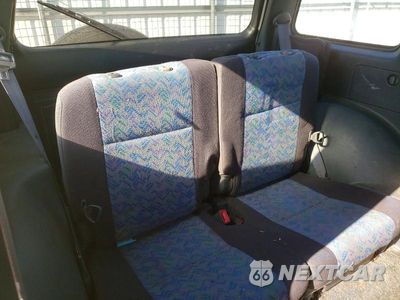 Zdjęcie 10 z 12 samochodu: 1996 TOYOTA RAV4 BASE VIN:JT3XP10V3T0004614 - miniatura
