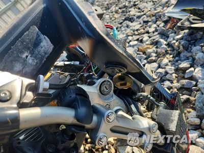 Zdjęcie 7 z 8 samochodu: 2007 YAMAHA FZ1 S VIN:JYARN17E17A002629 - miniatura