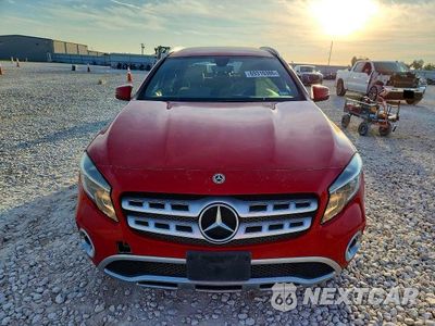 Piąte zdjęcie samochodu w środku: 2018 MERCEDES-BENZ GLA 250 VIN:WDCTG4EB1JJ496006 - miniatura