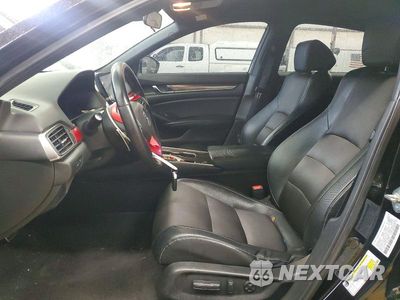 Zdjęcie 7 z 12 samochodu: 2018 HONDA ACCORD SPORT VIN:1HGCV2F37JA020206 - miniatura