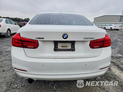 Zdjęcie 6 z 12 samochodu: 2016 BMW 320 XI VIN:WBA8E5G56GNU19533 - miniatura
