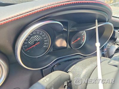 Zdjęcie 9 z 12 samochodu: 2018 MERCEDES-BENZ C 43 4MATIC AMG VIN:55SWF6EB9JU244723 - miniatura