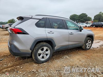 Trzecie zdjęcie samochodu z tyłu: 2019 TOYOTA RAV4 XLE VIN:2T3P1RFV9KC040435 - miniatura