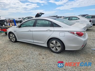 Drugie zdjęcie samochodu z przodu: 2015 HYUNDAI SONATA HYBRID LIMITED VIN:KMHEC4A43FA123974 - miniatura