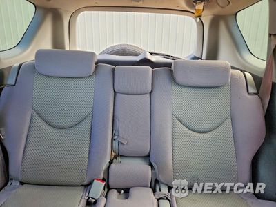 Zdjęcie 10 z 13 samochodu: 2008 TOYOTA RAV4 BASE VIN:JTMBD33V386074334 - miniatura