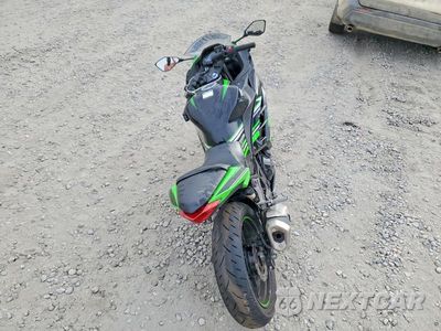 Zdjęcie 6 z 9 samochodu: 2016 KAWASAKI EX300 B VIN:JKAEX8B15GDA25949 - miniatura