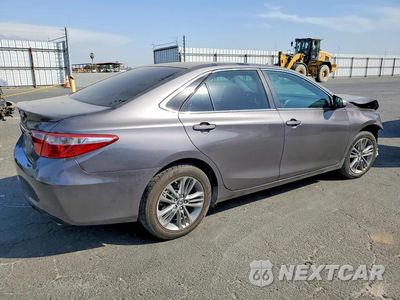Trzecie zdjęcie samochodu z tyłu: 2016 TOYOTA CAMRY SE VIN:4T1BF1FK3GU116555 - miniatura