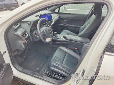 Zdjęcie 7 z 12 samochodu: 2023 LEXUS UX 250H PREMIUM VIN:JTHP9JBH8P2067164 - miniatura