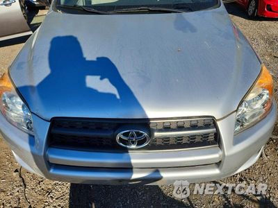 Zdjęcie 11 z 12 samochodu: 2010 TOYOTA RAV4 BASE VIN:JTMZF4DV1AD025339 - miniatura