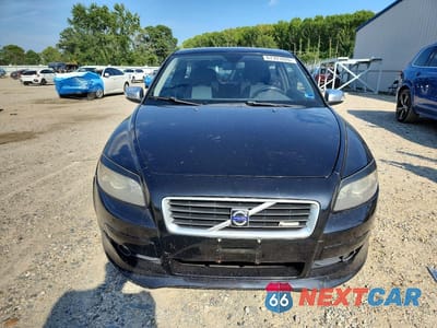 Piąte zdjęcie samochodu w środku: 2009 VOLVO C30 T5 VIN:YV1MK672892134885 - miniatura