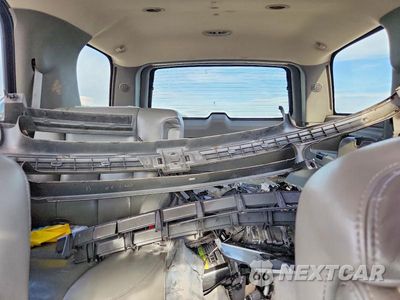 Zdjęcie 10 z 13 samochodu: 2005 CHEVROLET TAHOE K1500 VIN:1GNEK13T95R213549 - miniatura