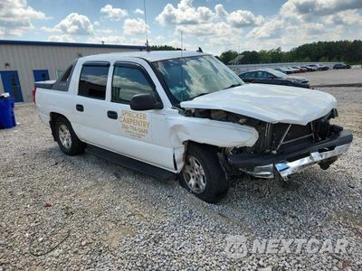 Czwarte zdjęcie samochodu z boku: 2006 CHEVROLET AVALANCHE C1500 VIN:3GNEC12Z26G160312 - miniatura
