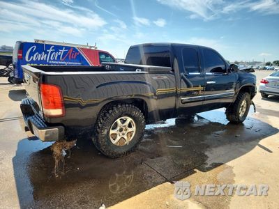 Trzecie zdjęcie samochodu z tyłu: 2011 GMC SIERRA C1500 SLE VIN:1GTR1VE0XBZ457584 - miniatura