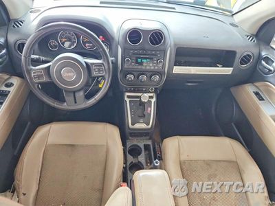Zdjęcie 8 z 14 samochodu: 2014 JEEP COMPASS LATITUDE VIN:1C4NJDEB1ED646054 - miniatura