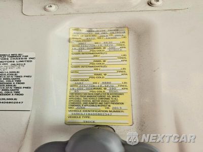 Zdjęcie 12 z 12 samochodu: 2013 ISUZU NPR HD - BOX TRUCK VIN:54DC4J1B4DS802547 - miniatura