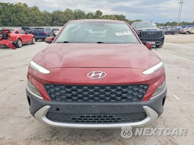 Piąte zdjęcie samochodu w środku: 2023 HYUNDAI KONA SE VIN:KM8K22ABXPU040910 - miniatura