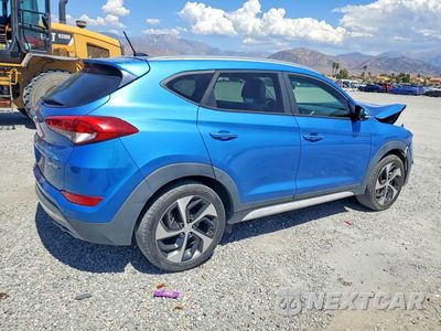 Trzecie zdjęcie samochodu z tyłu: 2017 HYUNDAI TUCSON SPORT VIN:KM8J33A27HU518393 - miniatura