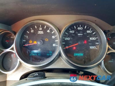 Zdjęcie 9 z 12 samochodu: 2010 CHEVROLET SILVERADO C1500 LT VIN:3GCRCSE03AG121735 - miniatura