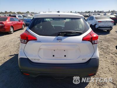 Zdjęcie 6 z 12 samochodu: 2019 NISSAN KICKS SV VIN:3N1CP5CU2KL507690 - miniatura