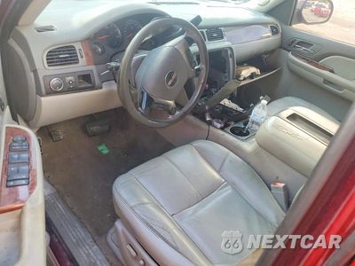 Zdjęcie 8 z 13 samochodu: 2009 GMC YUKON XL C1500 SLT VIN:1GKFC36019R299389 - miniatura