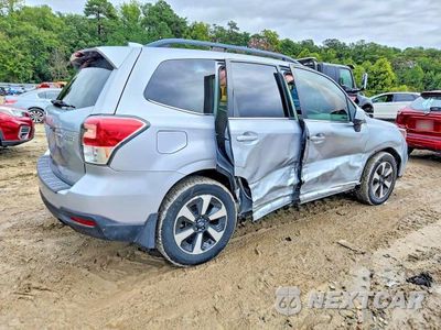Trzecie zdjęcie samochodu z tyłu: 2017 SUBARU FORESTER 2.5I LIMITED VIN:JF2SJAJC7HH433592 - miniatura