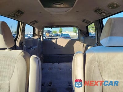 Zdjęcie 10 z 13 samochodu: 2004 TOYOTA SIENNA LE 8 PASSENGER VIN:5TDZA23C54S122443 - miniatura
