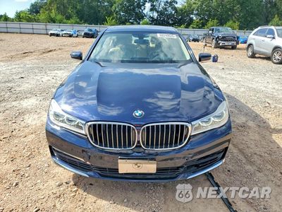 Piąte zdjęcie samochodu w środku: 2016 BMW 750 XI VIN:WBA7F2C53GG417644 - miniatura