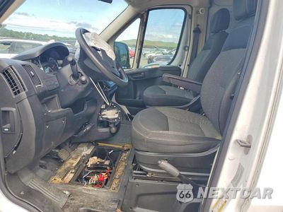 Zdjęcie 7 z 13 samochodu: 2015 RAM PROMASTER 1500 1500 HIGH VIN:3C6TRVBG3FE512613 - miniatura