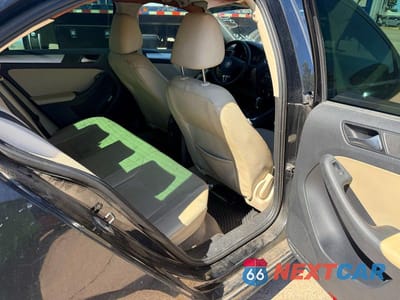 Zdjęcie 6 z 10 samochodu: 2012 VOLKSWAGEN JETTA TDI VIN:3VWLL7AJ1CM412382 - miniatura