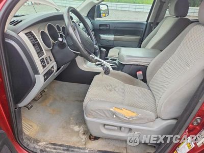 Zdjęcie 7 z 12 samochodu: 2007 TOYOTA TUNDRA SR5 VIN:5TFBV541X7X018775 - miniatura