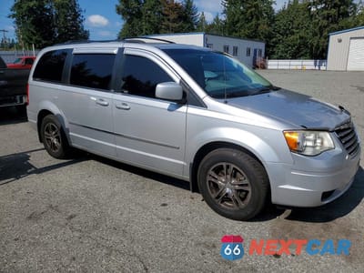Czwarte zdjęcie samochodu z boku: 2010 CHRYSLER TOWN & COUNTRY TOURING VIN:2A4RR5D10AR413213 - miniatura
